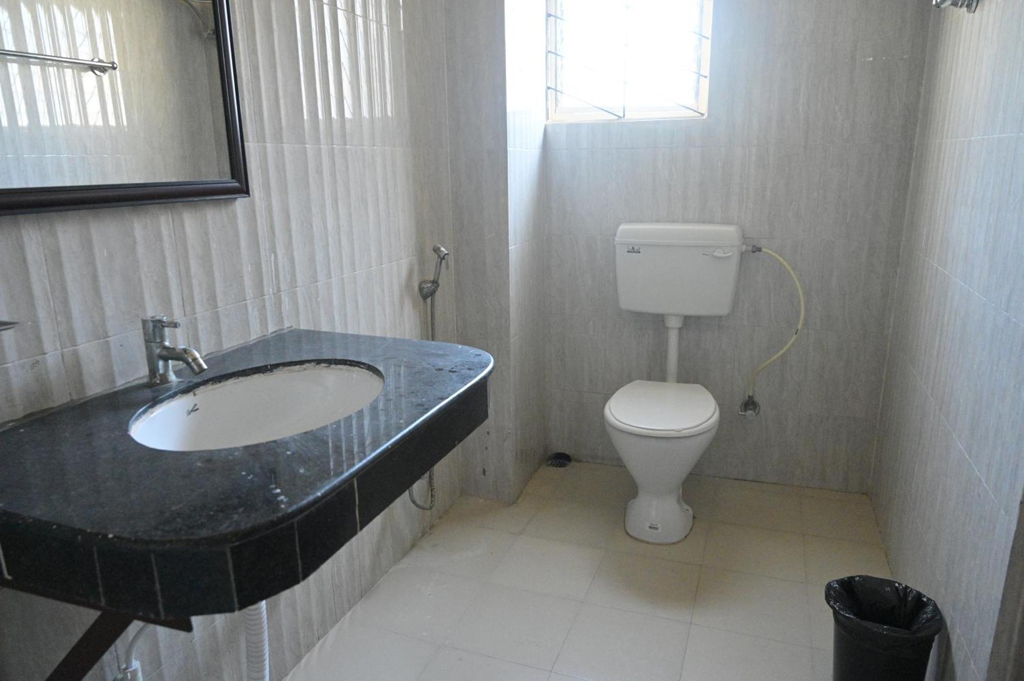 Sunflower Guest House Guwahati Zewnętrze zdjęcie